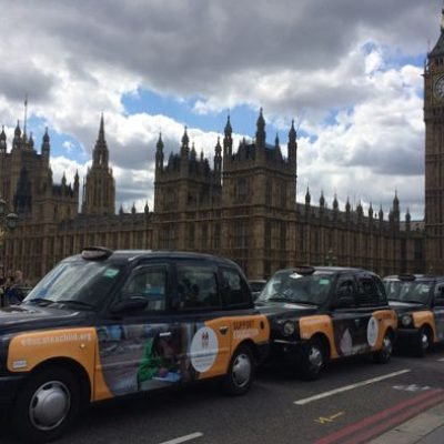 Publicité taxi à londres – 10STRICT Publicité taxi à londres street marketing